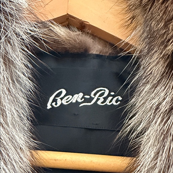 Brown Racoon Fur Coat - Picture 2 of 5